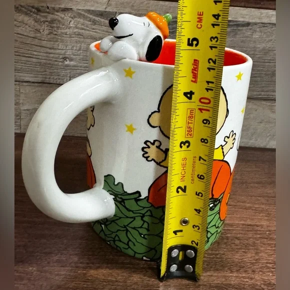 Super Cute Charlie Brown & Friends  in a Pumpkin 🎃 patch  MUG - NEW - Picture 10 of 11